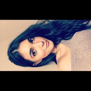 Meet your Posher, Emma